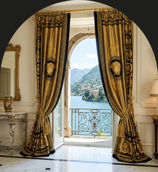 Rèm Versace – Italia trong phòng khách cổ điển
